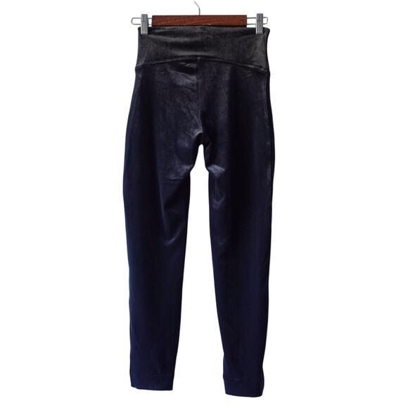 Spanx Velvet Leggings Medium NWT - Picture 4 of 9